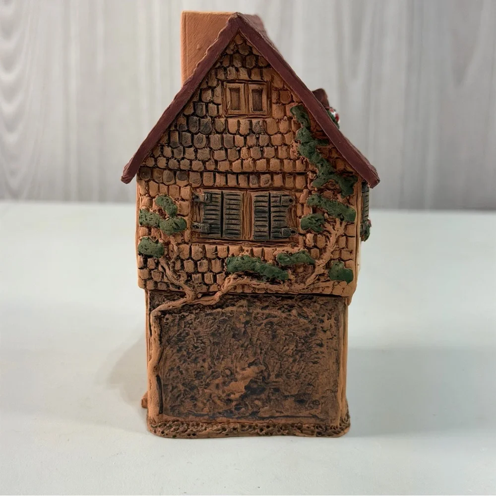 Christmas Village Ceramic House Candle or Incense Holder Bernkastel Midene‎
